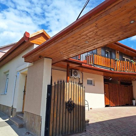 Varfal Apartman II إغير المظهر الخارجي الصورة