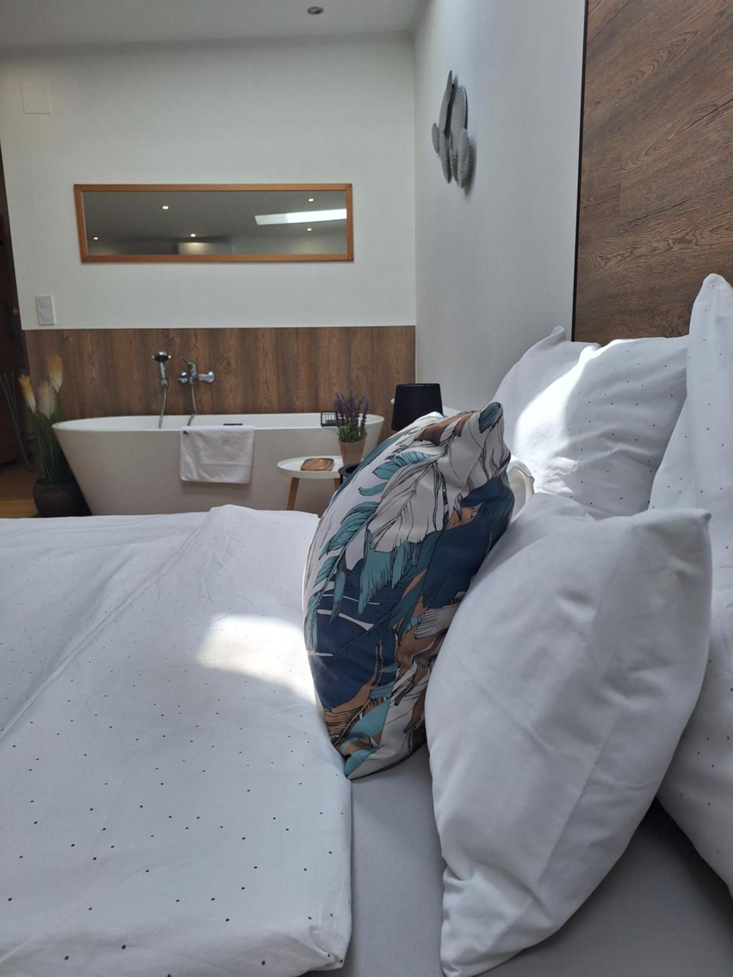 Varfal Apartman II إغير الغرفة الصورة