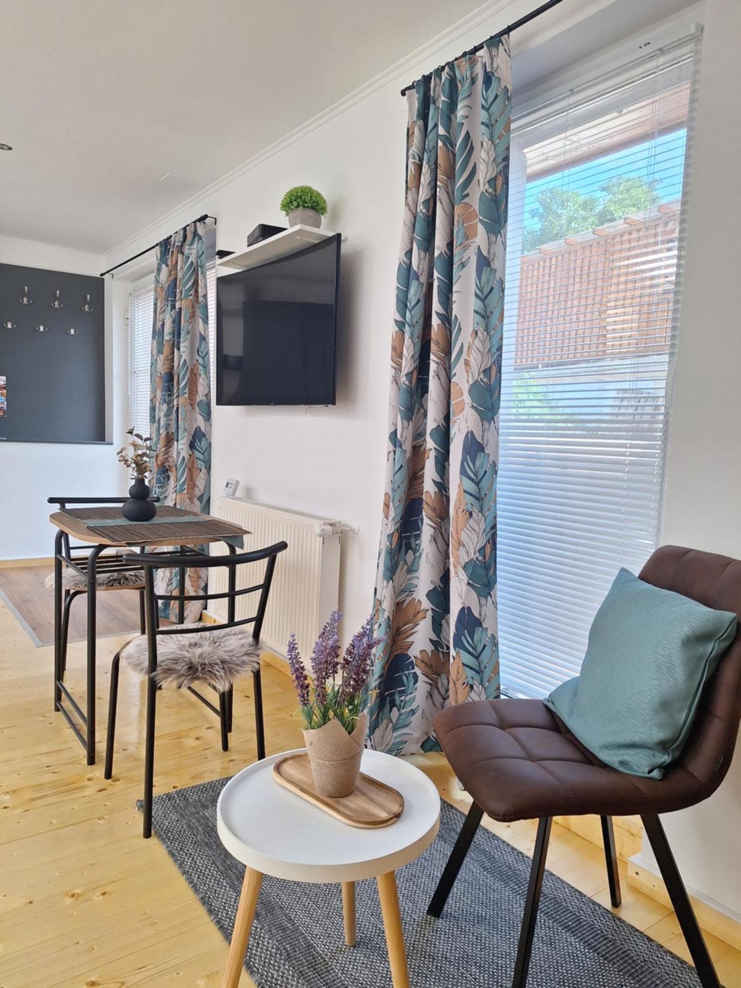Varfal Apartman II إغير الغرفة الصورة
